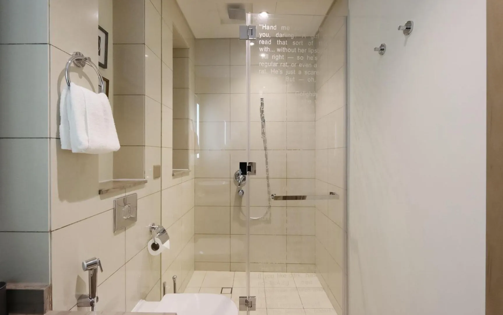 Stylish 2Br Paramount Apt Near Downtown Dubai 0*,